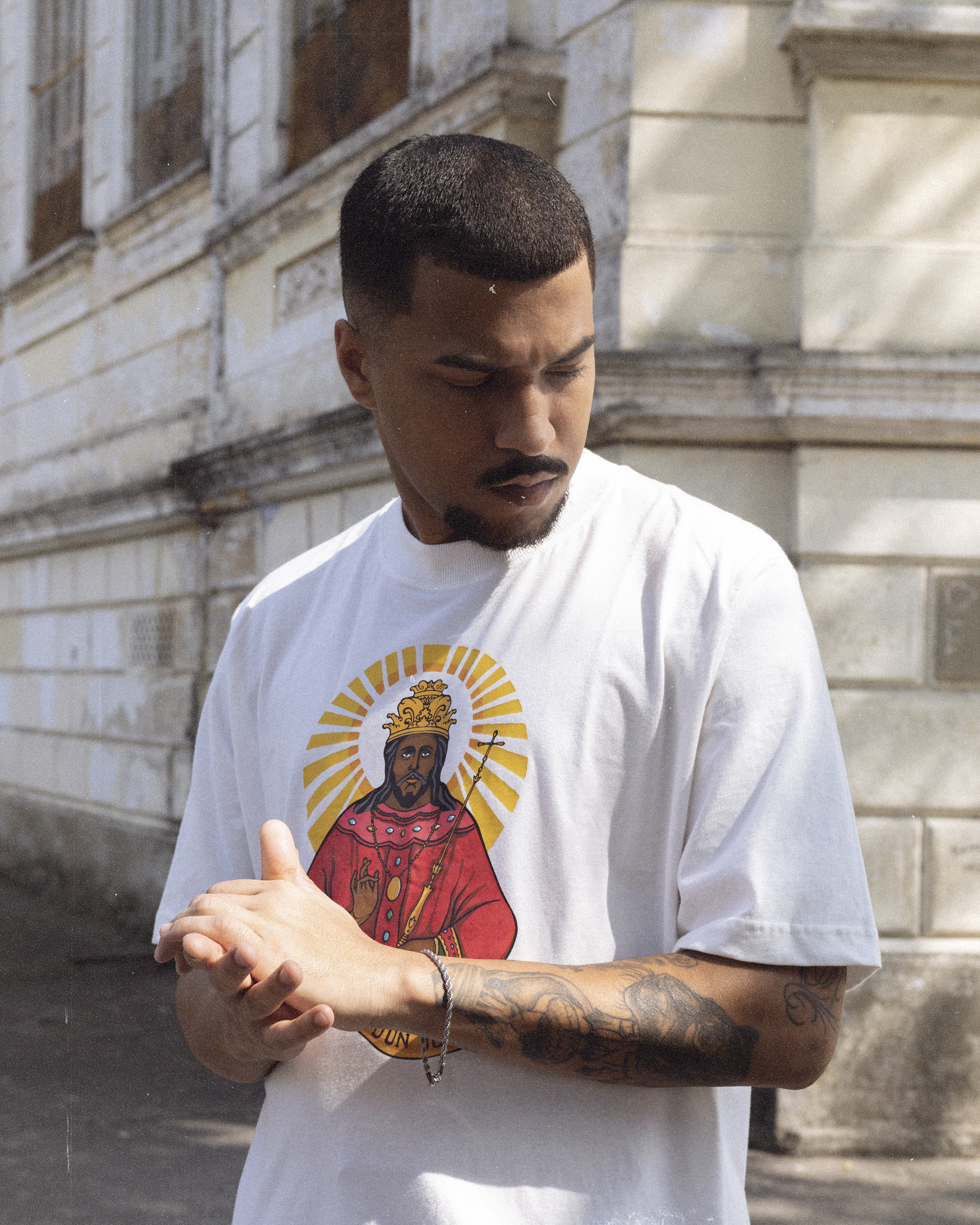 Parties D'un Tout – camiseta branca brasão